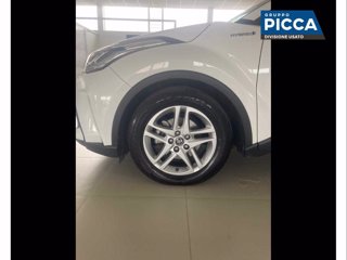 TOYOTA 2020 C-HR I 1.8h Active e-cvt
